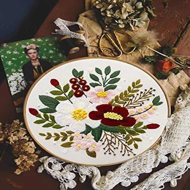 Factory Direct Selling 4 Set DIY Embroidery Hoops Sewing Patterns Kits