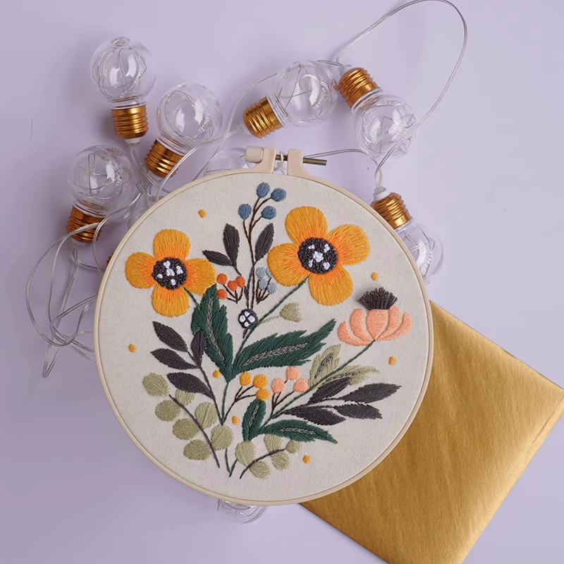 Factory Direct Selling 4 Set DIY Embroidery Hoops Sewing Patterns Kits