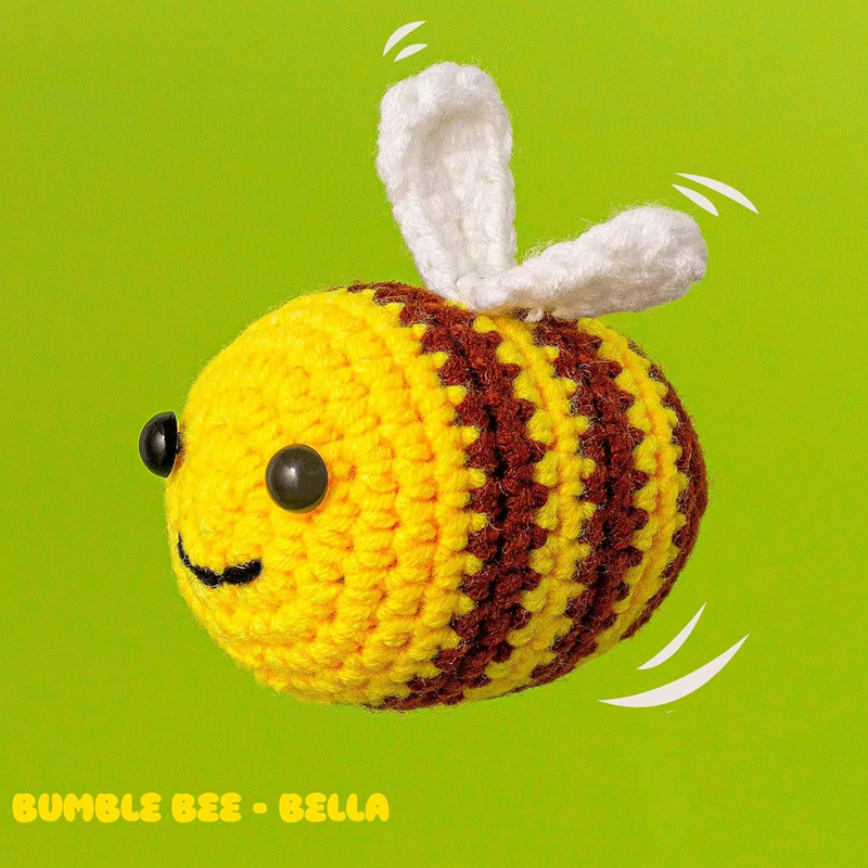2024 Hot Sell Crochet Doll Kits DIY Knitting Bee Keychain Pendant Set