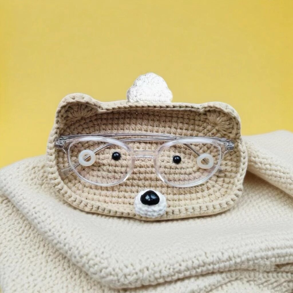 Crochet Bear Eyeglass Case Kit for Beginners