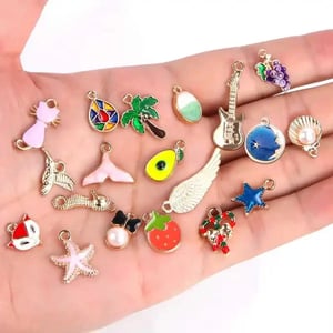 Manufacturers Wholesale Sell Oil Dripping Charms Components