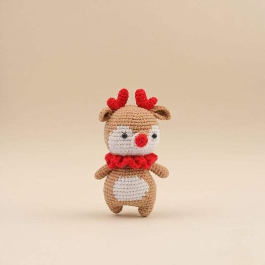 Eginner-Friendly Red Deer Crochet Kit Handmade DIY Amigurumi Doll Pro Crocheting Set with Crochet Step-by-Step Guide
