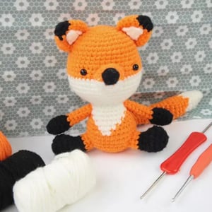 Sale at Wholesale Price Crochet Cartoon Fox Doll Set DIY Knitting Kits